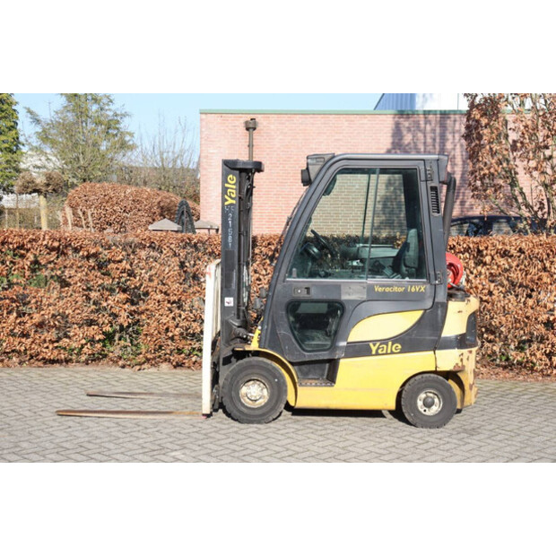2014 Yale GLP16VX-48972556