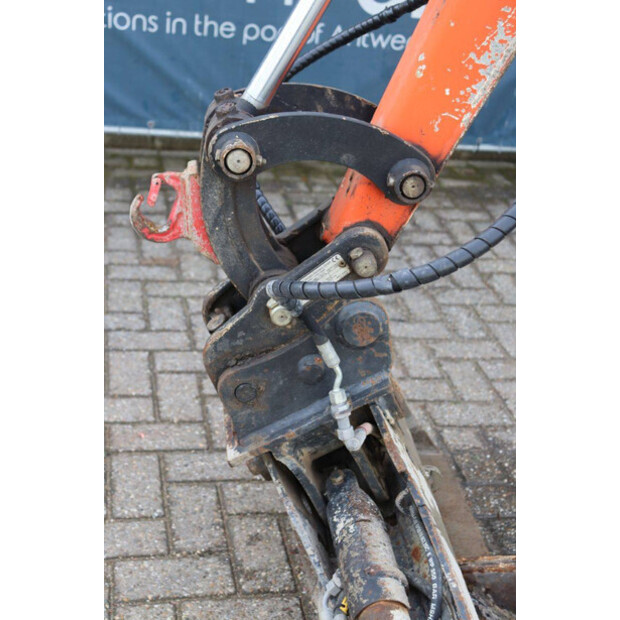 2017 SCHAEFF TC16-48972601