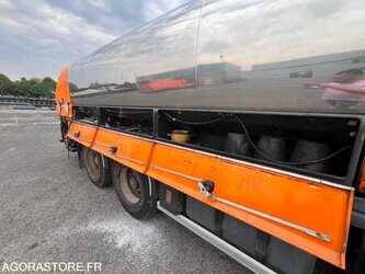 2010-renault-premium-1483477-48972873