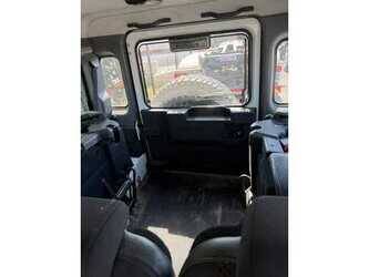 land-rover-defender-1482048-48972979