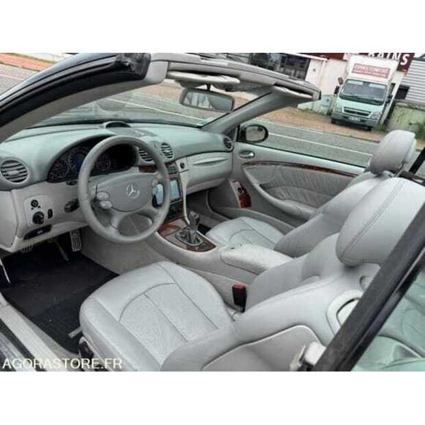 2004 Mercedes-Benz CLK-48973100