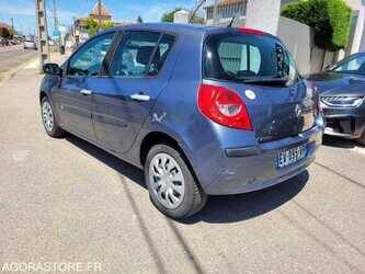 2007-renault-clio-1484028-48973248