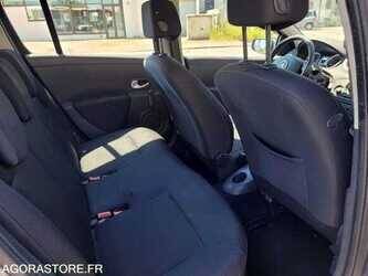 2007-renault-clio-1484028-48973253