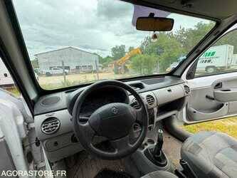 2006-renault-kangoo-1484035-48973328