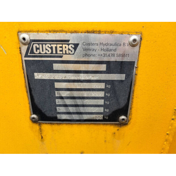 2001 Custers 0R20B-48973791
