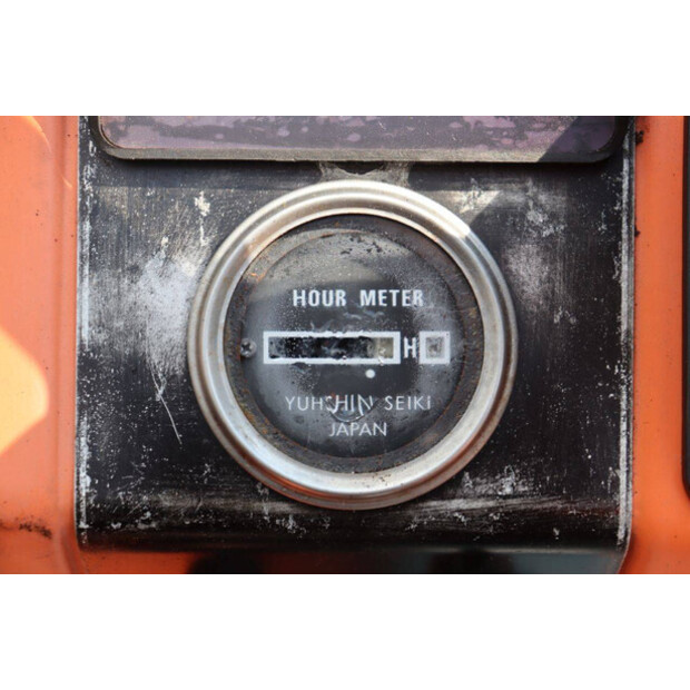 KUBOTA B1402DT-48974220