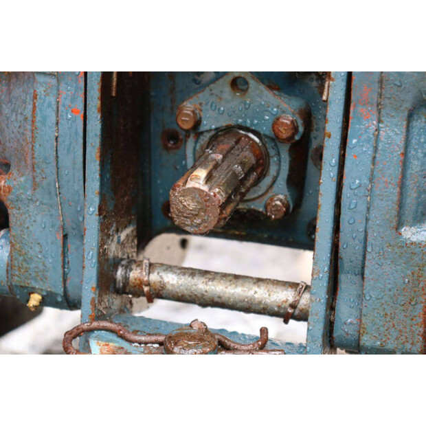 KUBOTA L2000-48974345