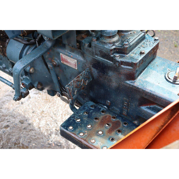 KUBOTA L2000-48974350