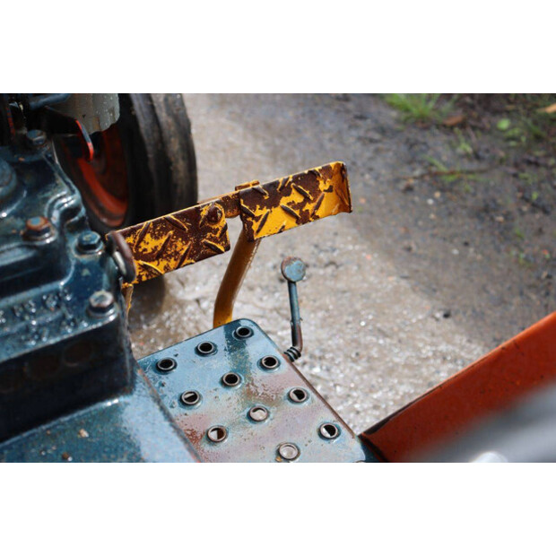 KUBOTA L2000-48974351