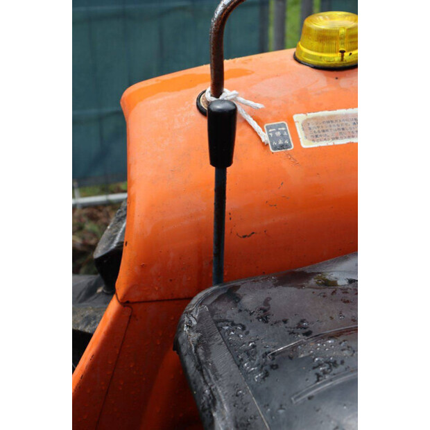 KUBOTA L2000-48974352