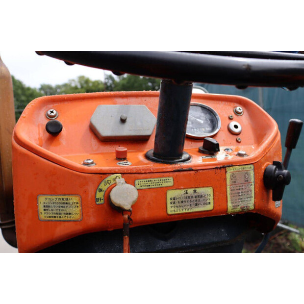KUBOTA L2000-48974355