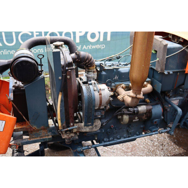 KUBOTA L2000-48974357