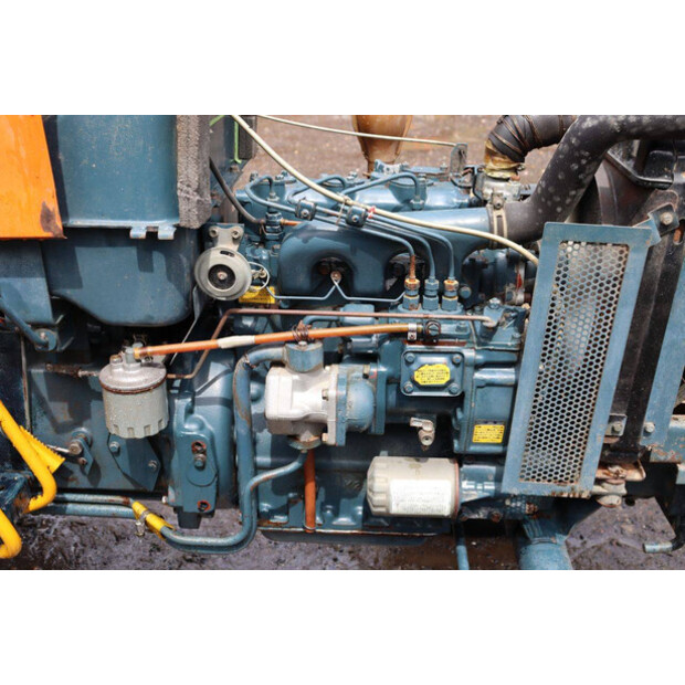 KUBOTA L2000-48974358