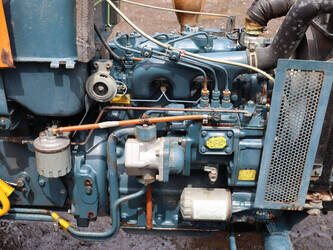 kubota-l2000-1484091-48974358