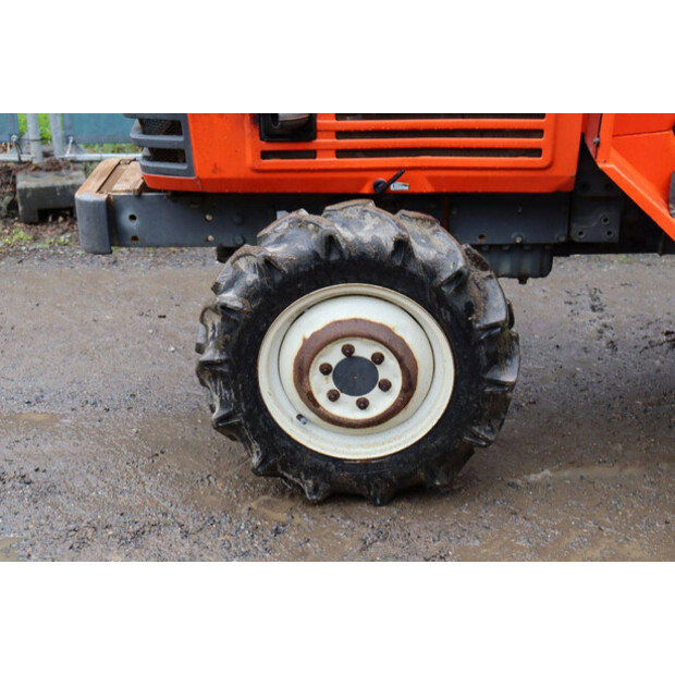KUBOTA Sunshine L1-215-48974486