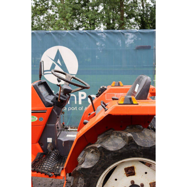 KUBOTA Sunshine L1-215-48974498