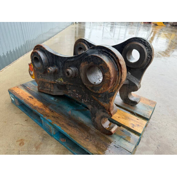 2018 Caterpillar 330D-48974561