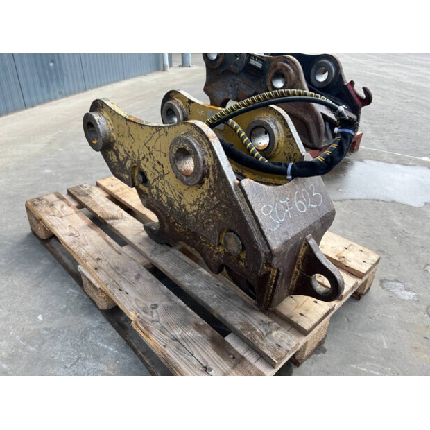 2017 Caterpillar 311D-48974607