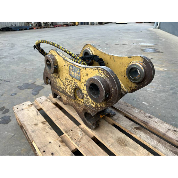 2017 Caterpillar 311D-48974611