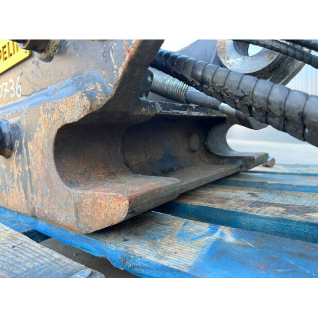 2018 OilQuick OQ65-48974878