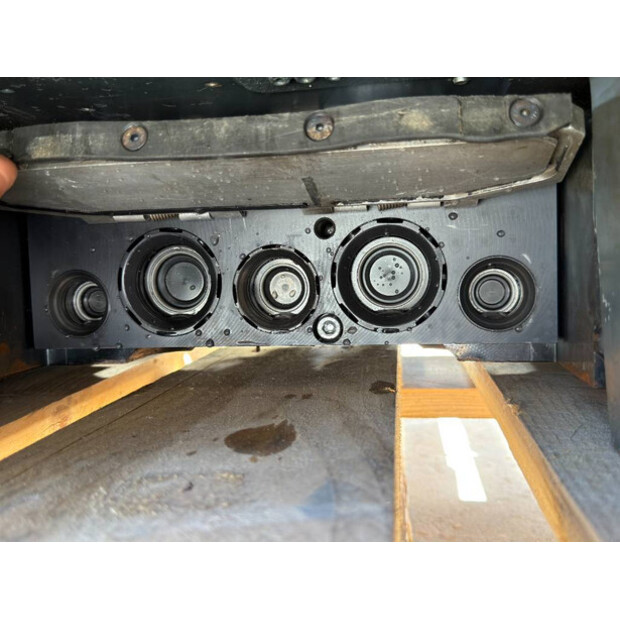 2019 OilQuick OQ70-48974954