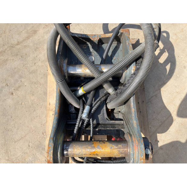 2019 OilQuick OQ70-48974957