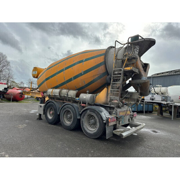 2011 MOL M12-48975038