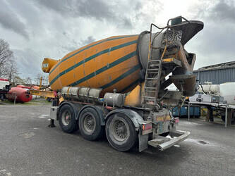 2011-mol-m12-48975038