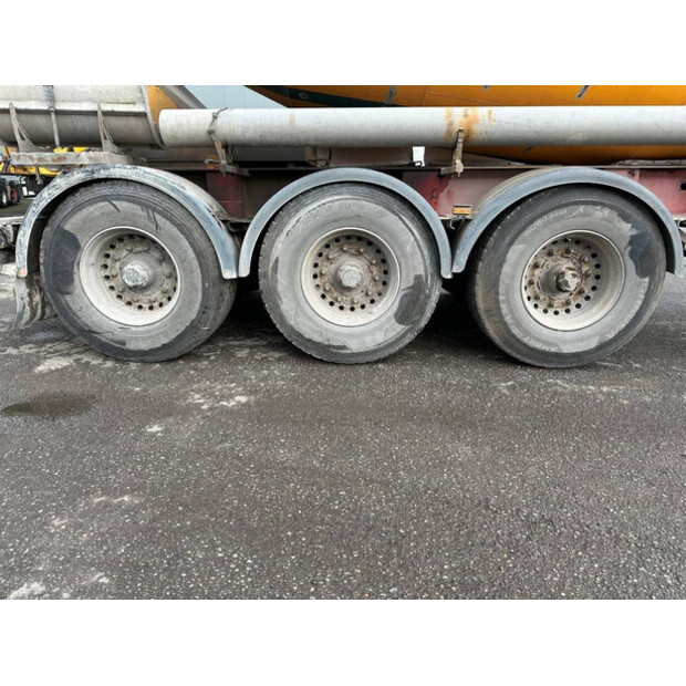 2011 MOL M12-48975043