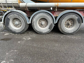2011-mol-m12-48975043