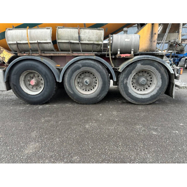2011 MOL M12-48975046