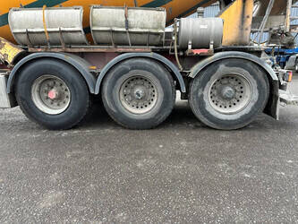 2011-mol-m12-48975046