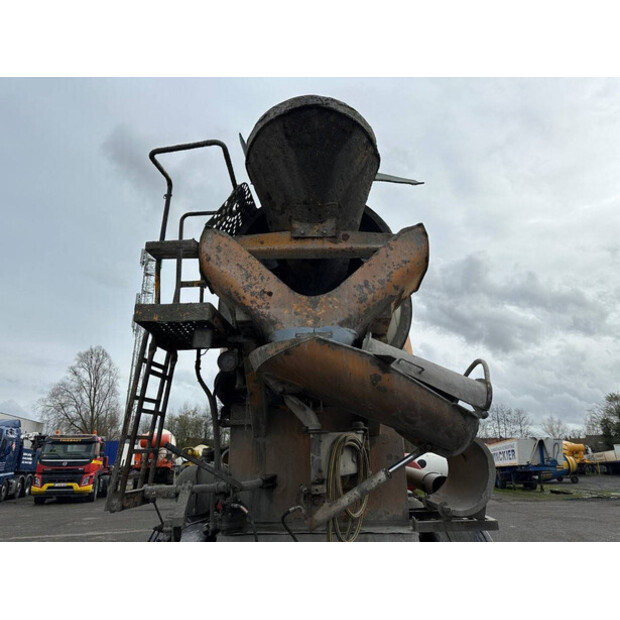 2011 MOL M12-48975063