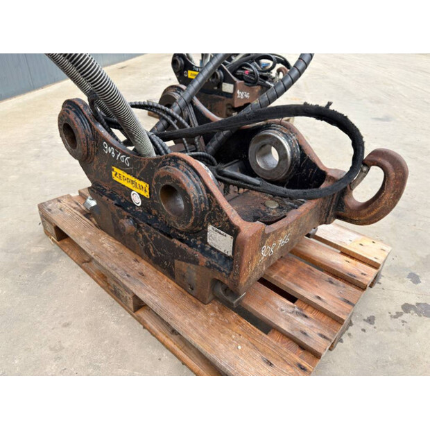 2017 OilQuick OQ70/55-48975072