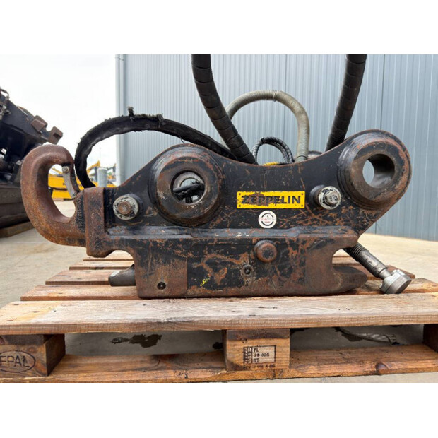 2017 OilQuick OQ70/55-48975076