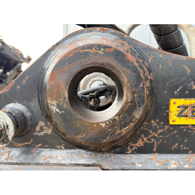 2017 OilQuick OQ70/55-48975078
