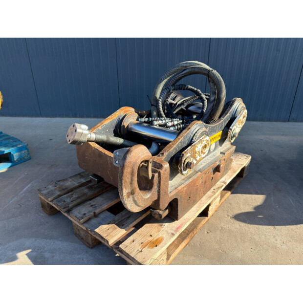 2019 OilQuick OQ80-48975120