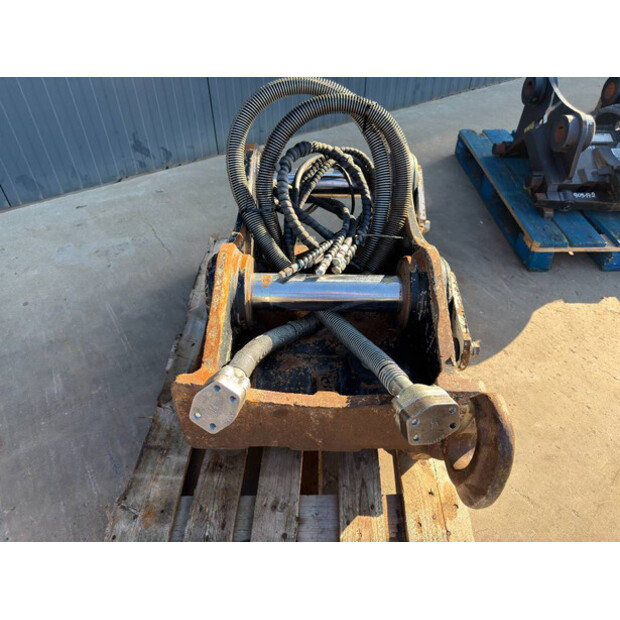 2019 OilQuick OQ80-48975121
