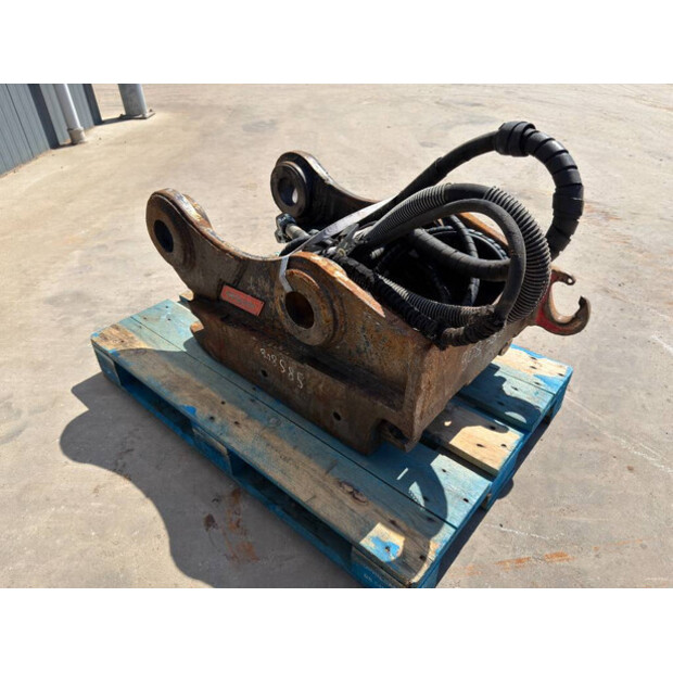 2007 OilQuick OQ80-48975139