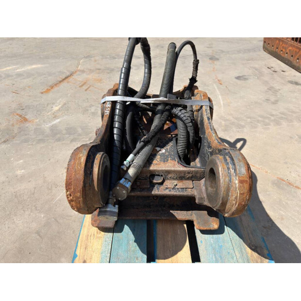 2007 OilQuick OQ80-48975141