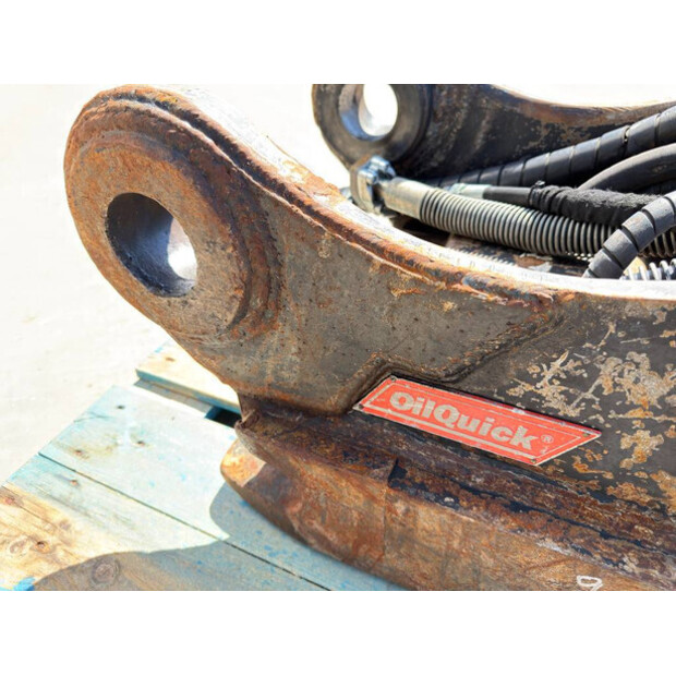 2007 OilQuick OQ80-48975155