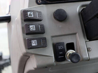 massey-ferguson-8150-1484146-48975522