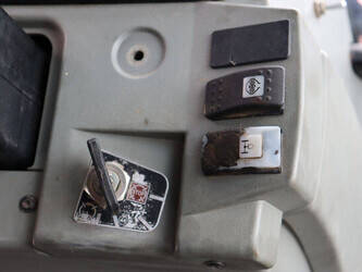 massey-ferguson-8150-1484146-48975525