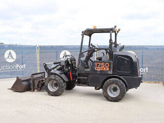 2020-wolf-mini-1750-48975577