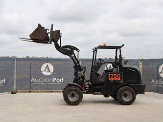 2020-wolf-mini-1750-48975610