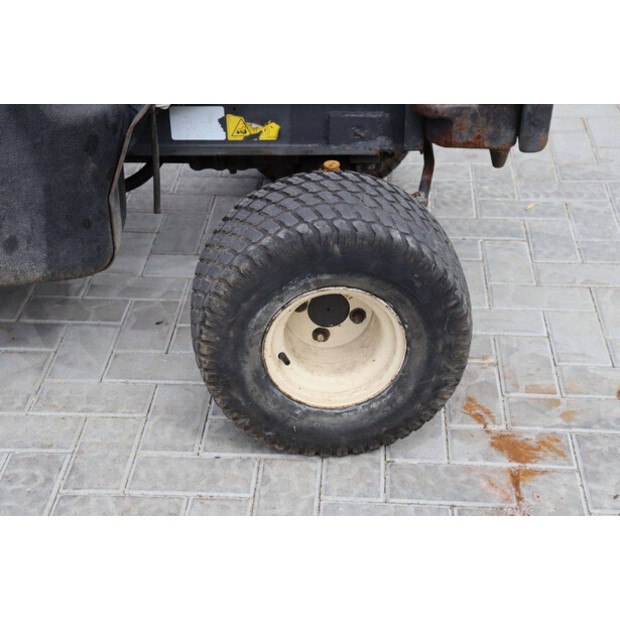 2006 KUBOTA F3680-48975814