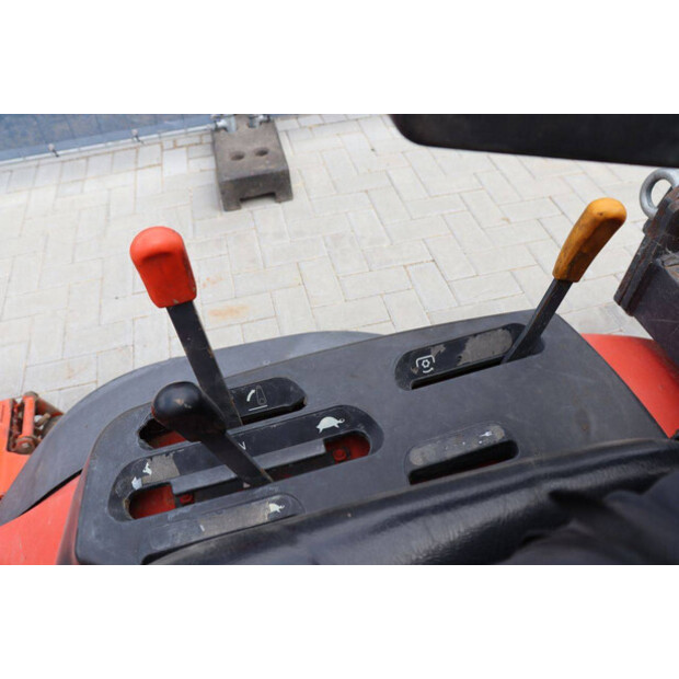 2006 KUBOTA F3680-48975832