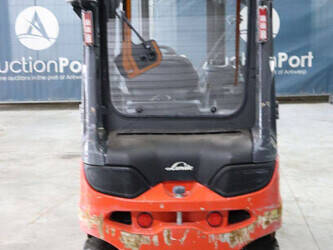 2018-linde-e25l-01-48975915