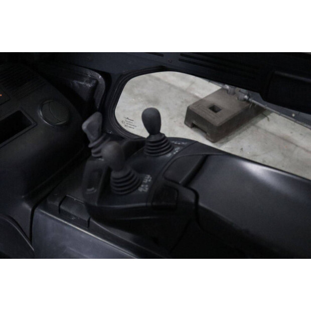 2018 Linde E25-01-48975993
