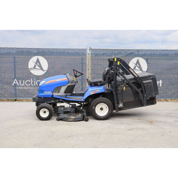 2014 Iseki SXG326H-48976025